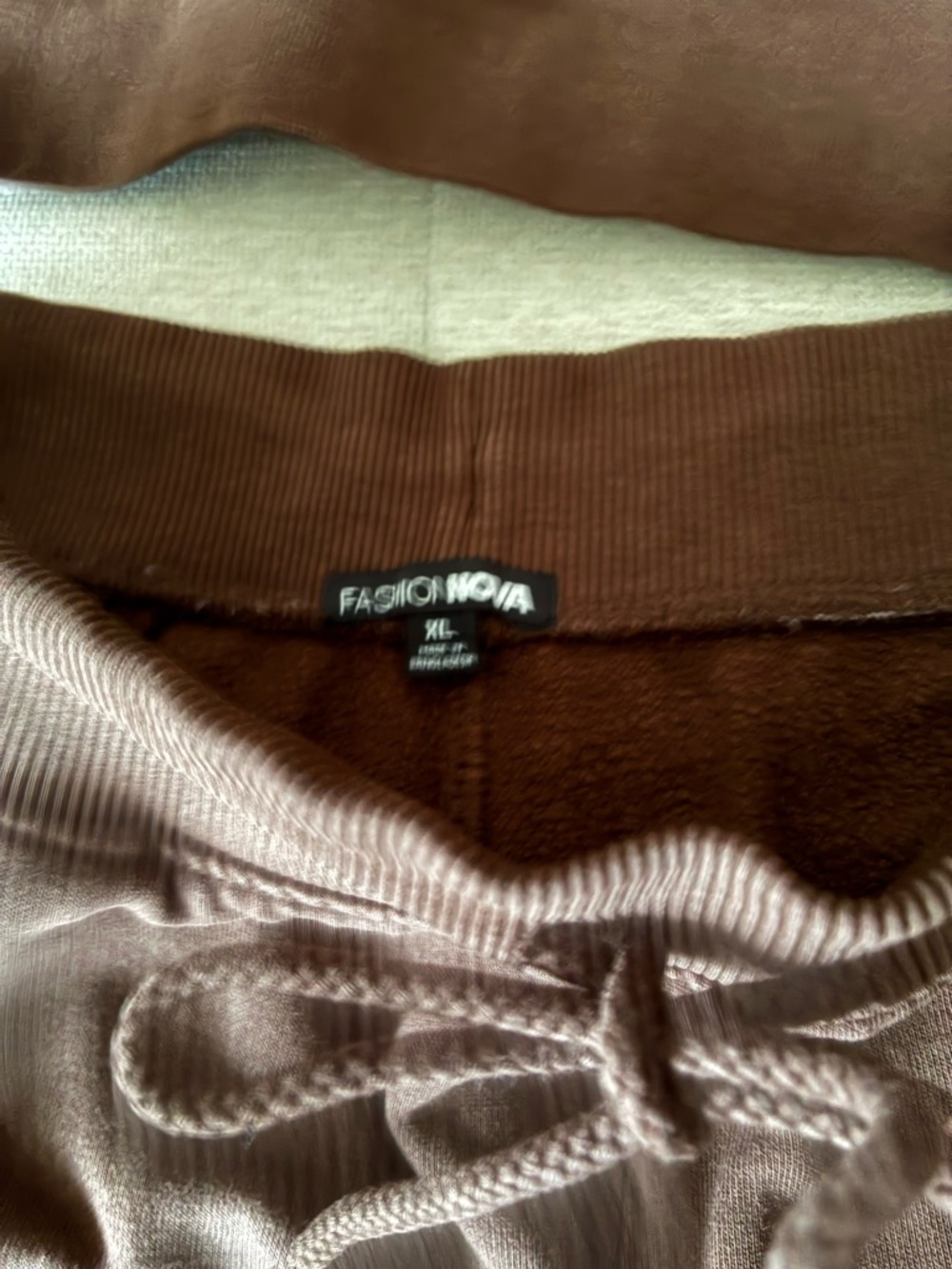Fashion Nova Women's Chocolate Brown Hoodie & Jogger Set - Picture 4 of 6